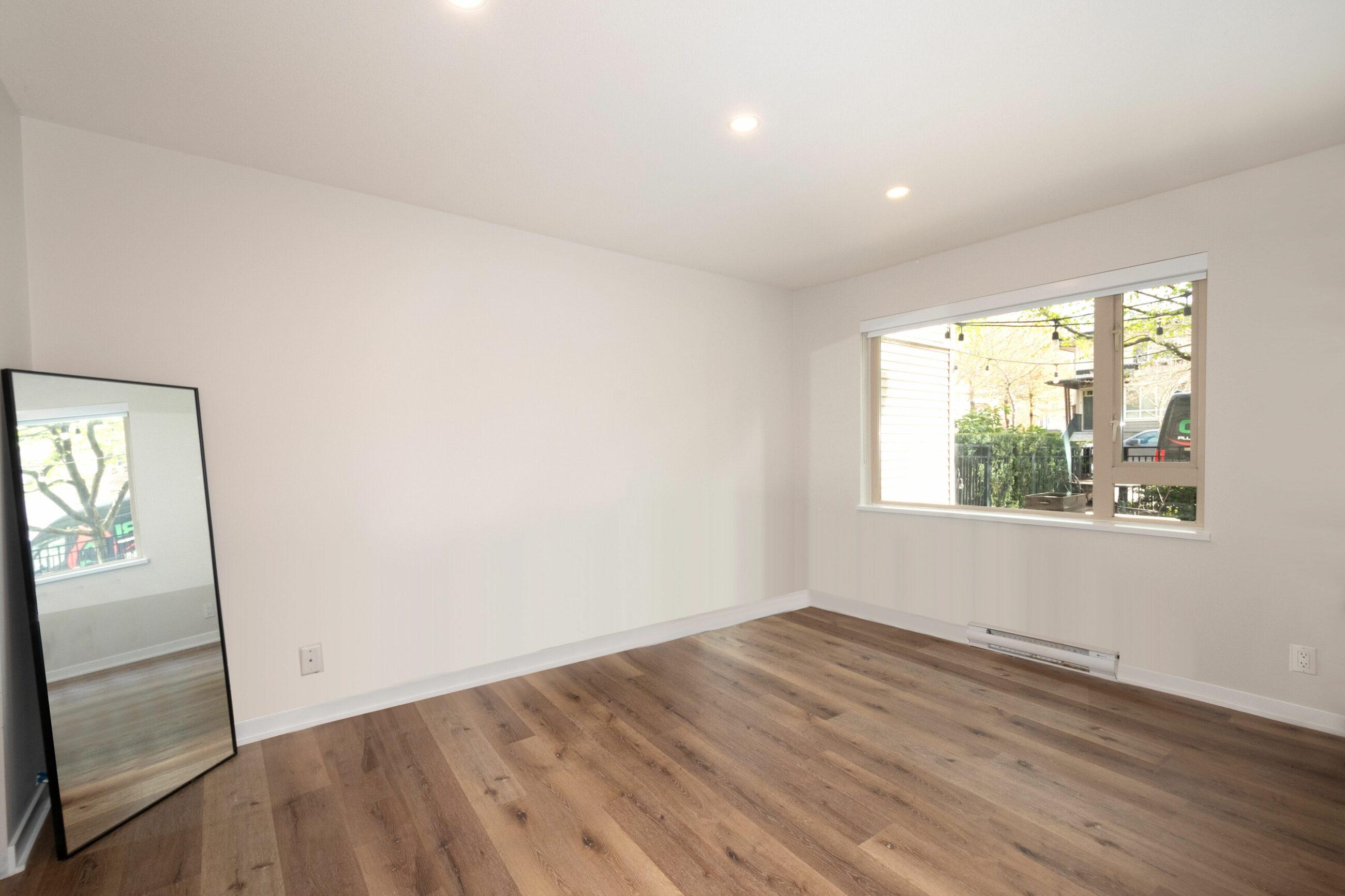 104, 3105 Lincoln Avenue, gallery 4