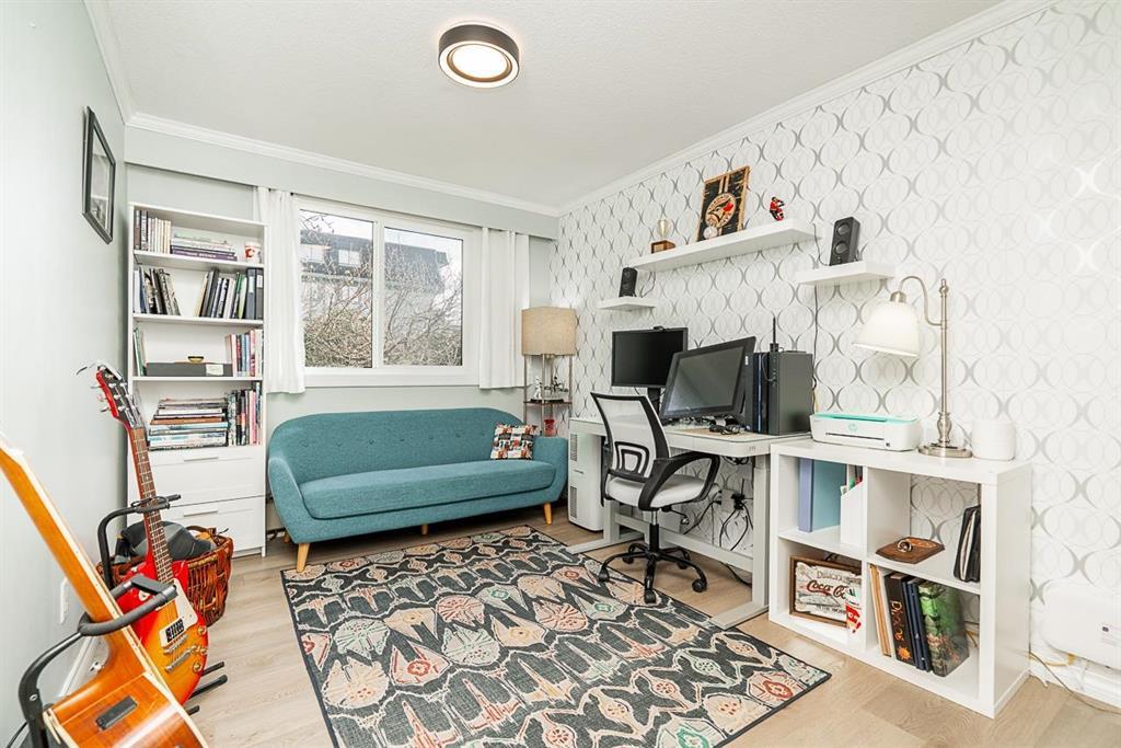 108, 307 W 2nd Street, gallery 5