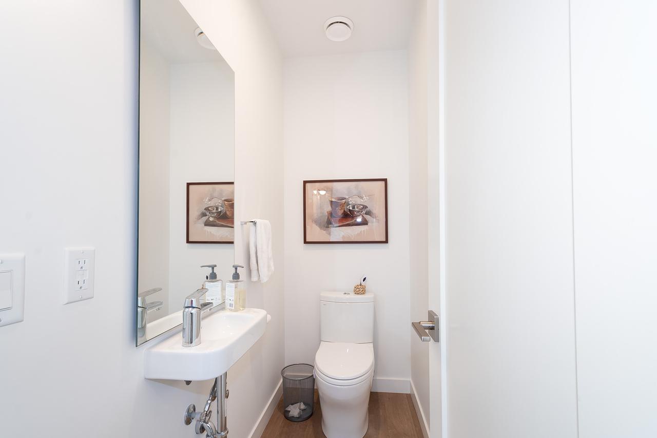 60, 351 Copper Drive, gallery 2