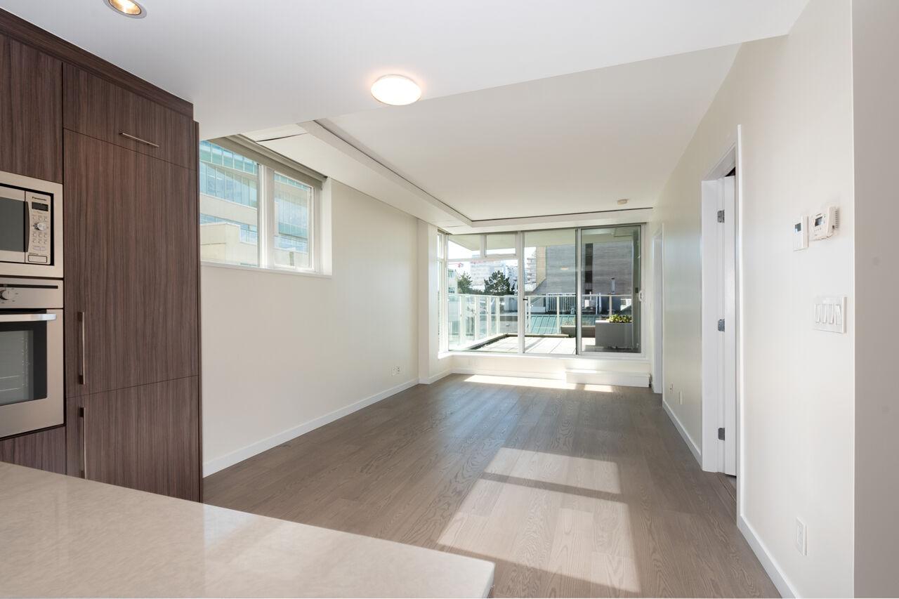 601, 728 W 8th Avenue, view 2