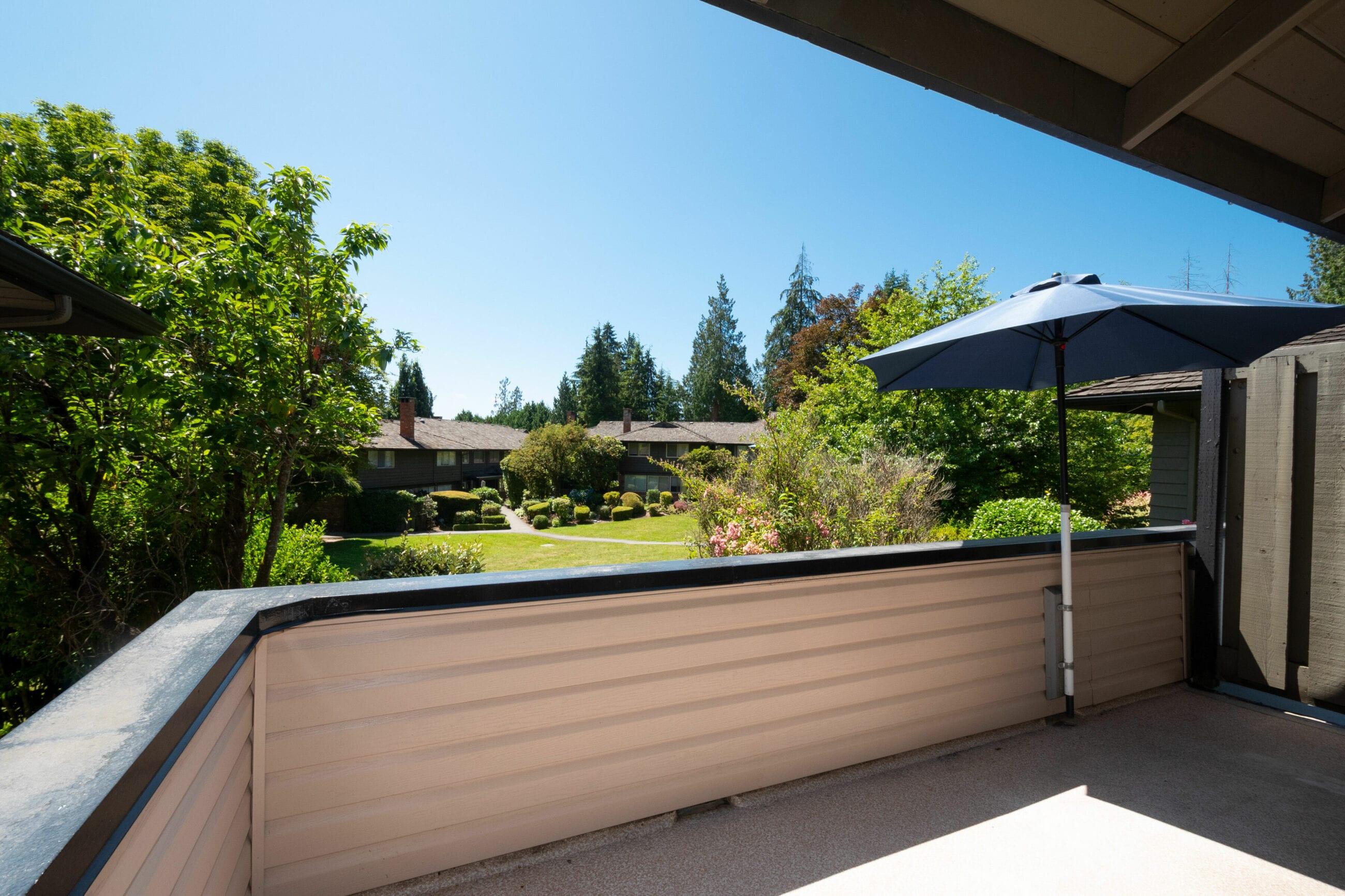 810, 235 Keith Road, view 5