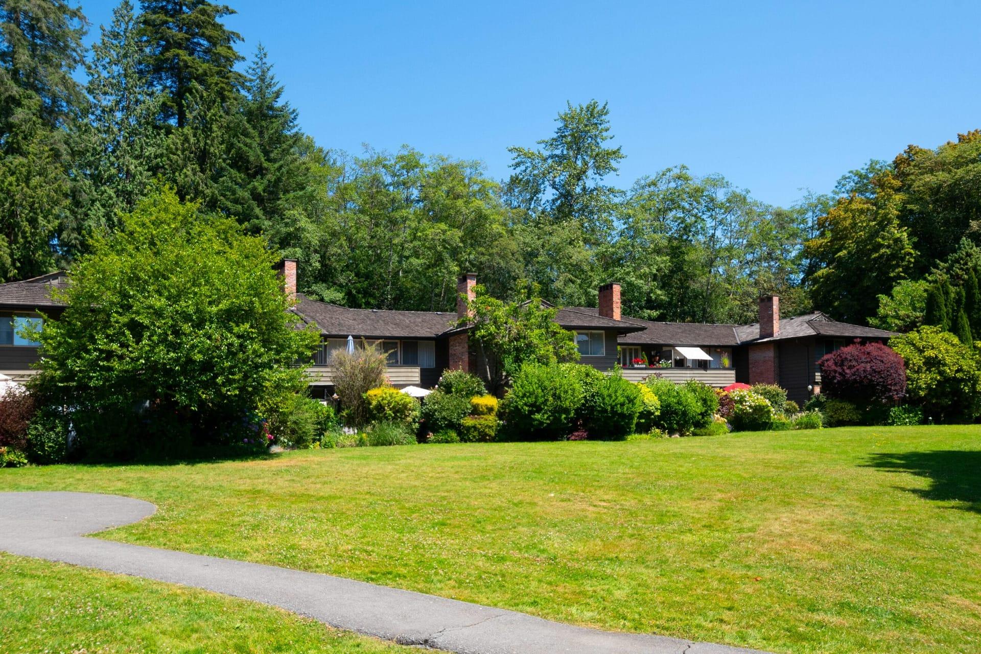 810, 235 Keith Road, West Vancouver Condo for sale by Jose Rangel